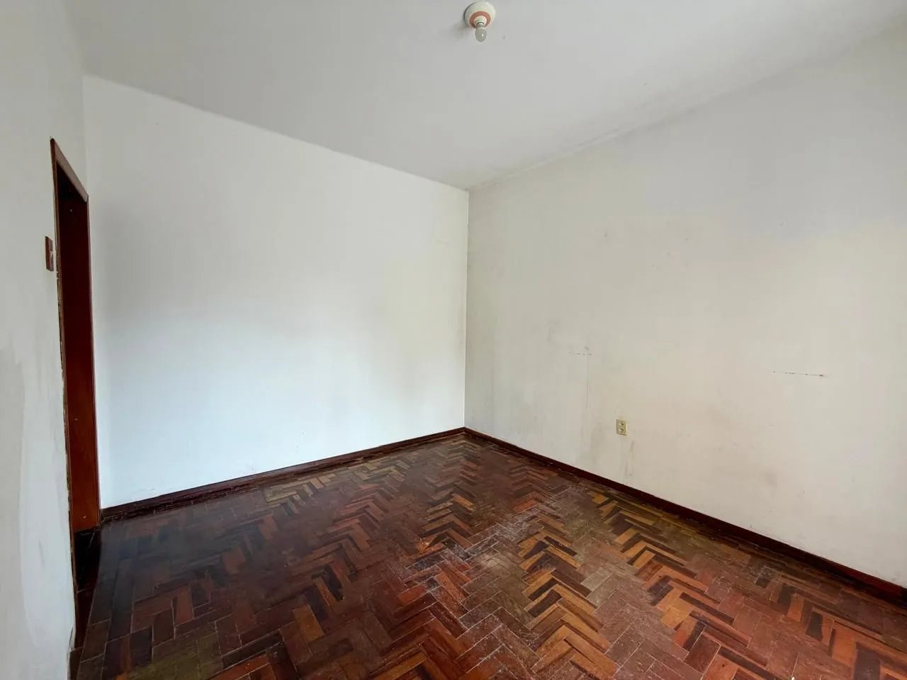 Imagem Apartamento 2 dormitórios sacada com 90m2 no centro histórico.