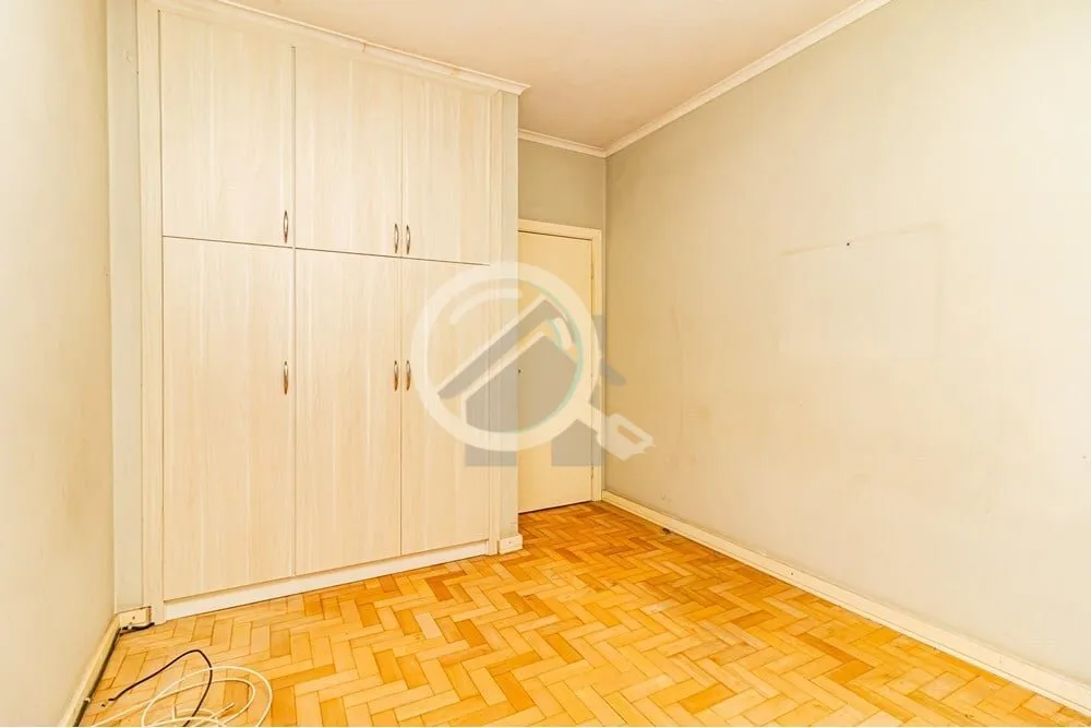 Imagem Imagine-se vivendo no coração de Porto Alegre, em um apartamento que une localização privilegiad...