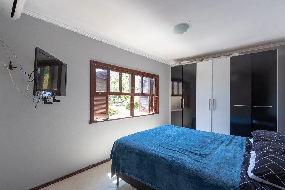 Imagem Casa para Venda - 176m², 4 dormitórios, sendo 1 suíte, 3 vagas - Espirito Santo