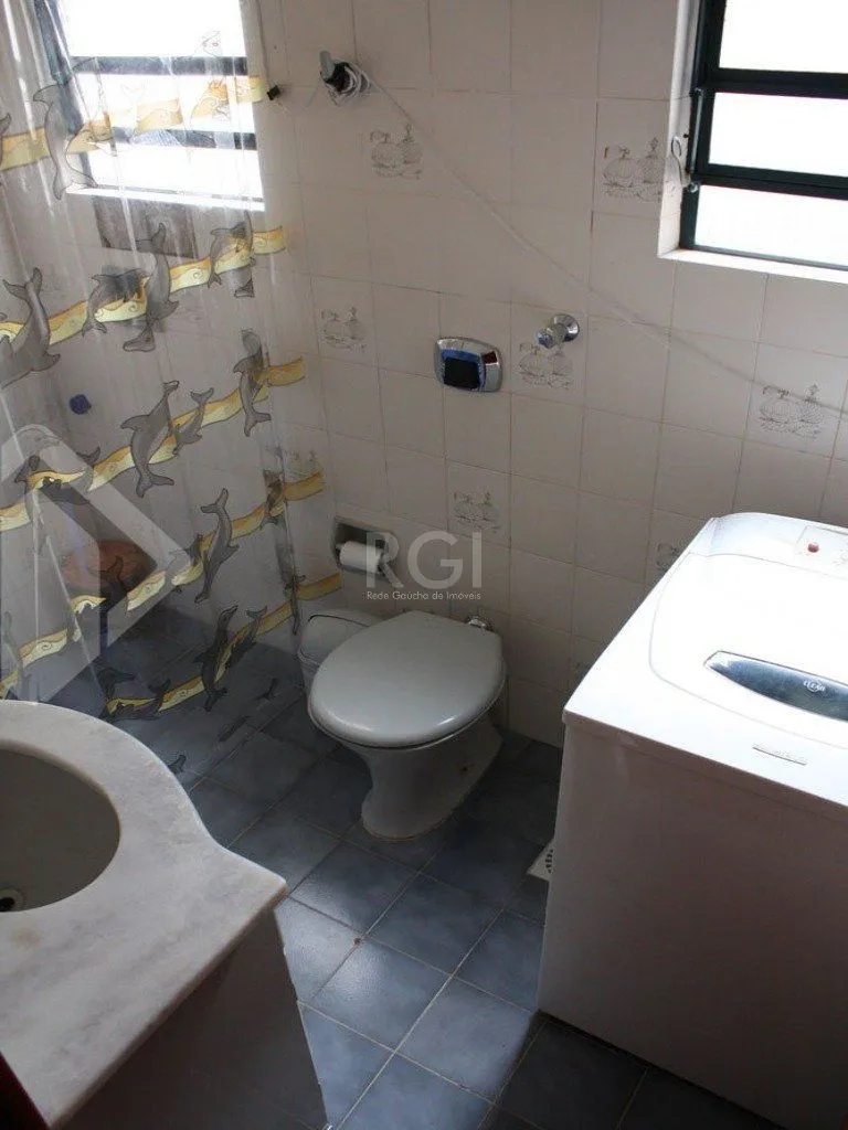Imagem Casa para Venda - 246.24m², 5 dormitórios, sendo 1 suites, 4 vagas - Rubem Berta