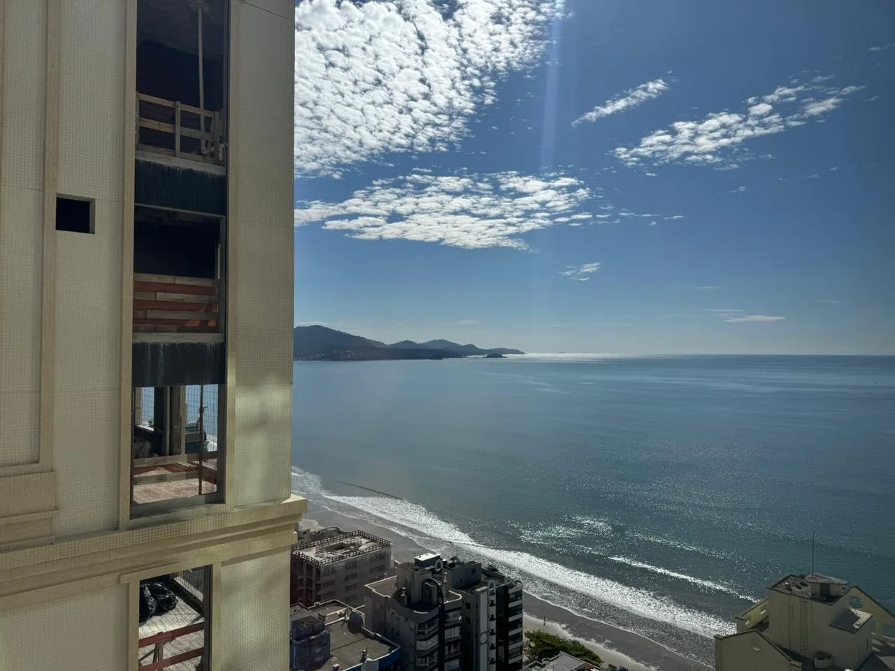 Imagem Apartamento com vista para o mar à venda com 179.5m2 por R$ 4.800.000,00