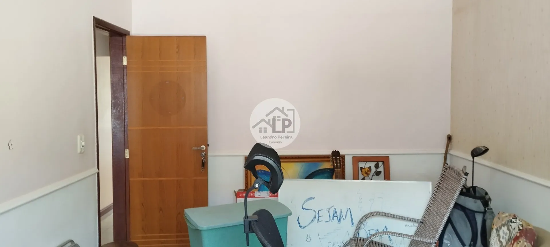 Imagem Casa de 3 quartos, 240m² no bairro São Jorge, em Pinheiral
