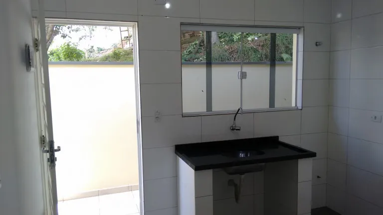 Imagem Casa com 1 Quarto para Alugar, 30 m² em Vila Mangalot - São Paulo
