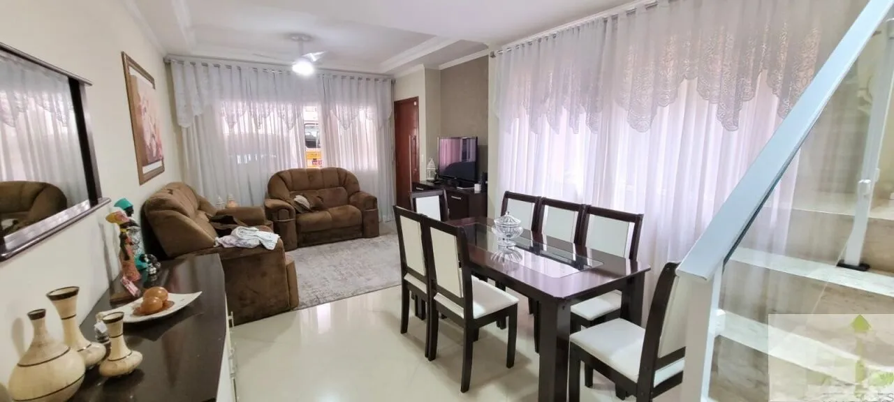 Imagem VENDO LINDO SOBRADO PROXIMO DA AV. CUPECÊ! (ZONA SUL-SP)