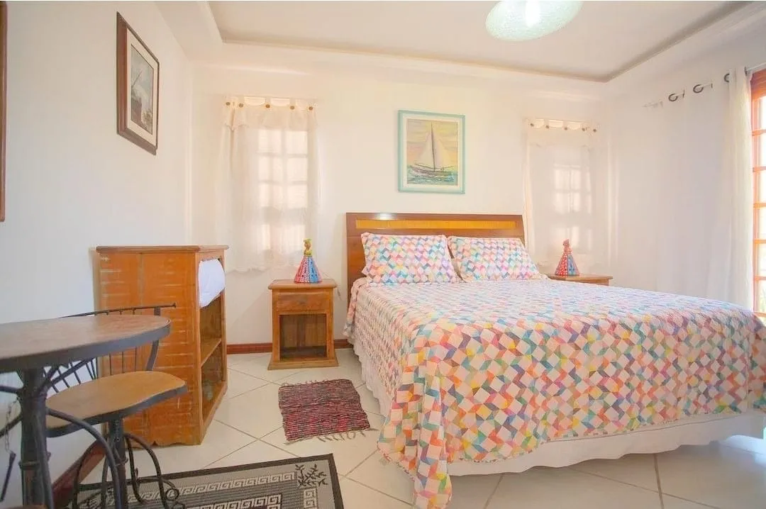 Imagem Pousada Colonial com 10 Quartos, Infraestrutura Independente e Apartamento Exclusivo, Ideal para Eventos Inesquecíveis
