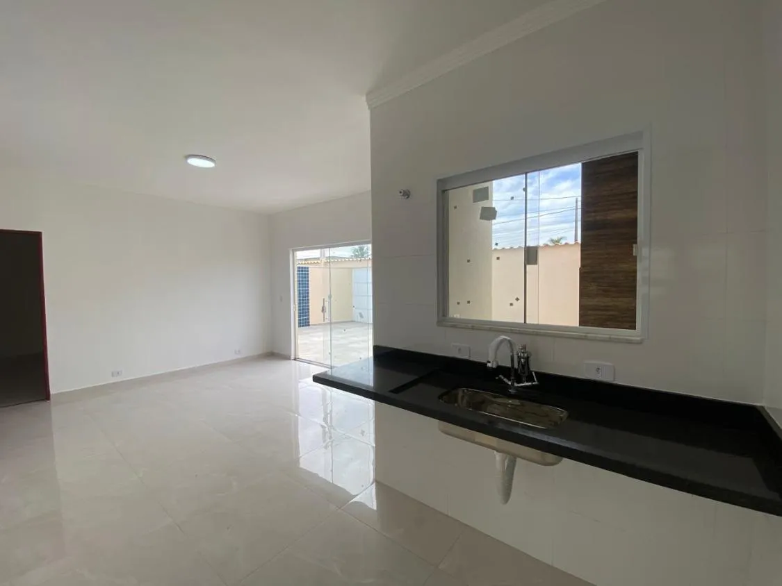 Imagem CASA NOVA COM PISCINA E ACEITA FINANCIAMENTO BANCÁRIO NO CIBRATEL II EM ITANHAÉM