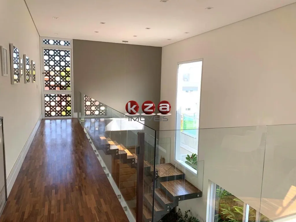 Imagem Casa em Condomínio de Alto Padrão à Venda em Valinhos-SP, Bairro Nações: 3 Quartos, 3 Suítes, 3 Salas, 4 Vagas, 317m².