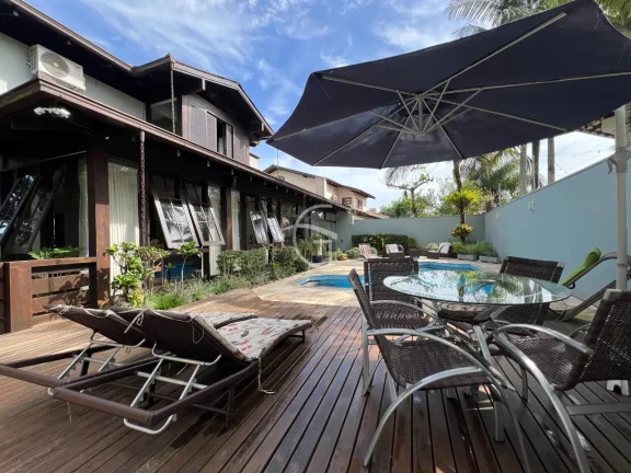 Imagem CASA RESIDENCIAL em JOINVILLE - SC, AMÉRICA