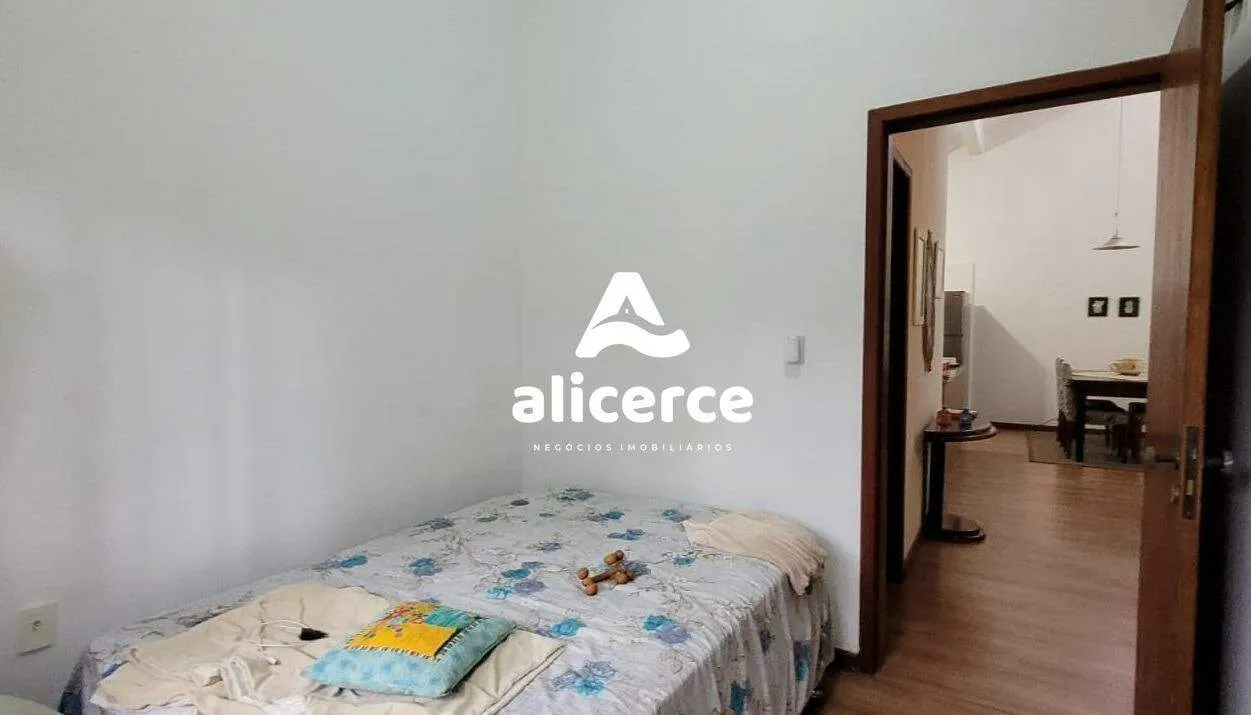 Imagem Casa à venda com 4 quartos 1 suíte, 162m² em Campeche Florianópolis
