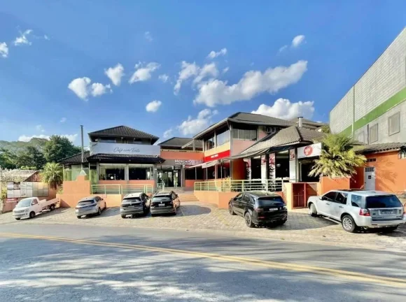Imagem Galeria Mercato G. Viana - Centro com c/ 16 lojas (31 módulos) + 21 vagas