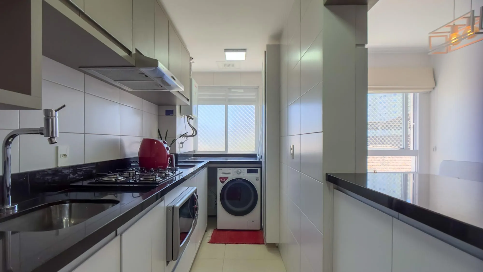 Imagem Excelente apartamento 2 dormitorios semi mobiliado localizado na cidade baixa