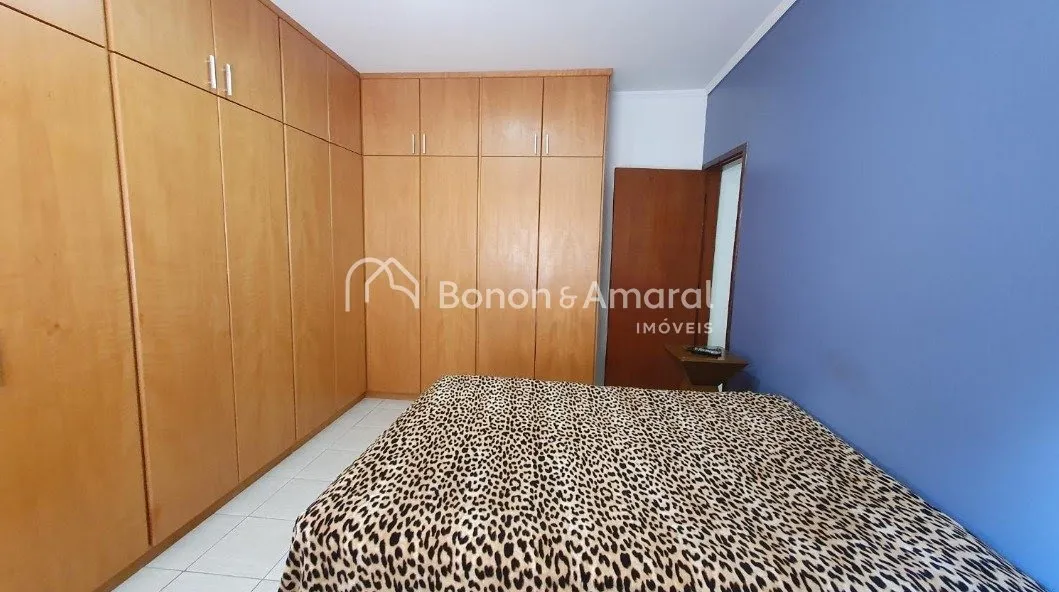 Imagem "Conforto e Segurança: Casa com 3 Dormitórios em Condomínio Fechado em Valinhos!"