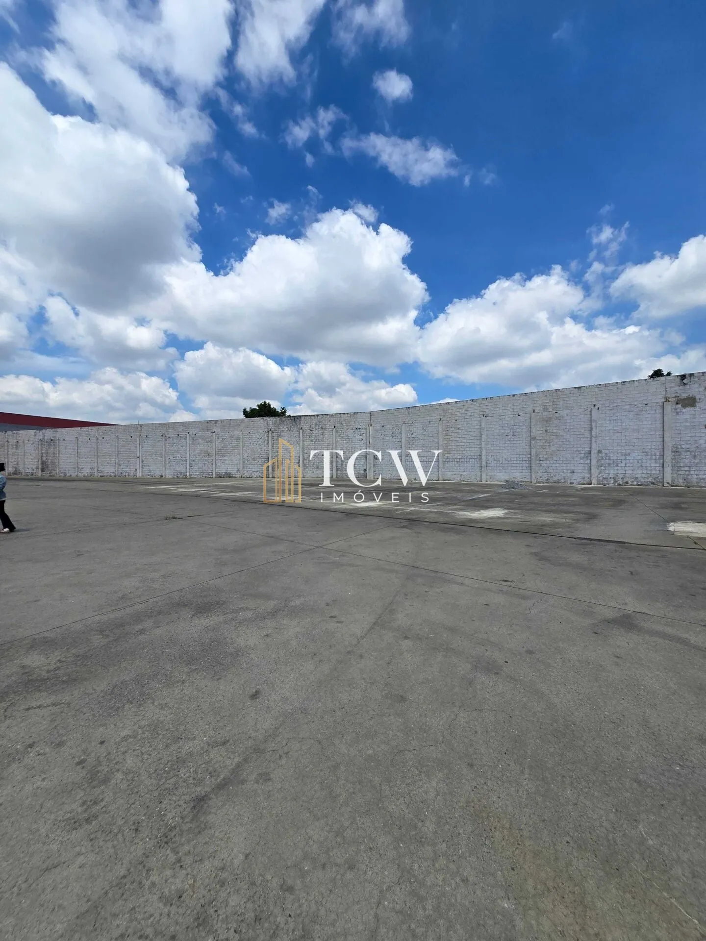 Imagem Galpão Logístico para Locação em Guarulhos | 6.500 m² | Próximo à Rodovia Presidente Dutra e Ayrton Senna