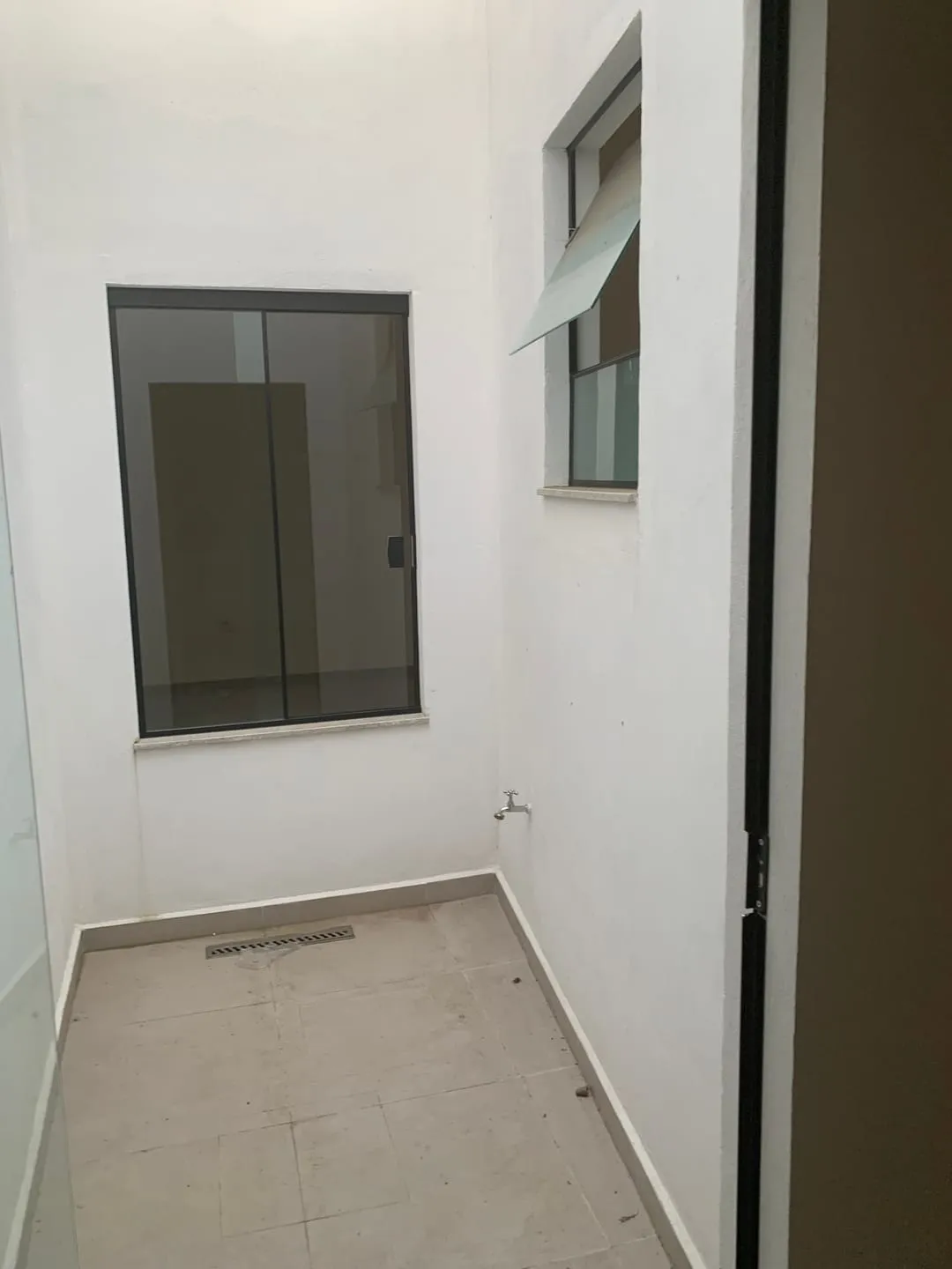 Imagem Comercial para Locação 100M², Centro, Pindamonhangaba - SP
