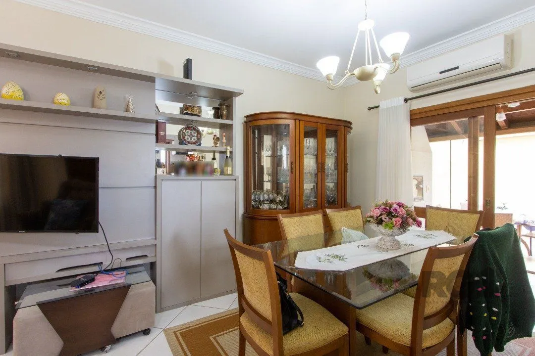 Imagem Casa de Condomínio em Cavalhada