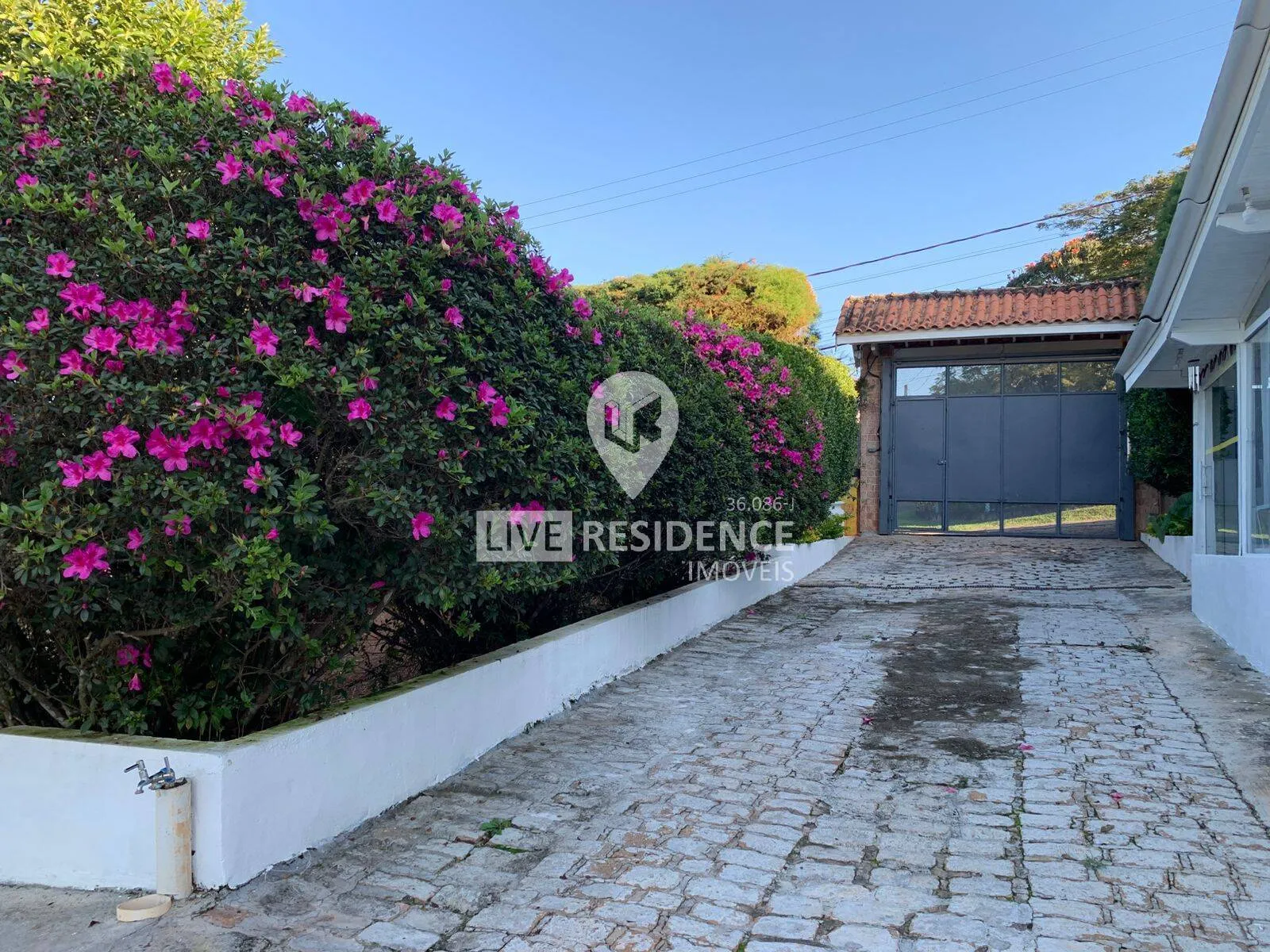 Imagem MAIS QUE UMA CASA. UM VERDADEIRO REFÚGIO PARA VIVER E INVESTIR