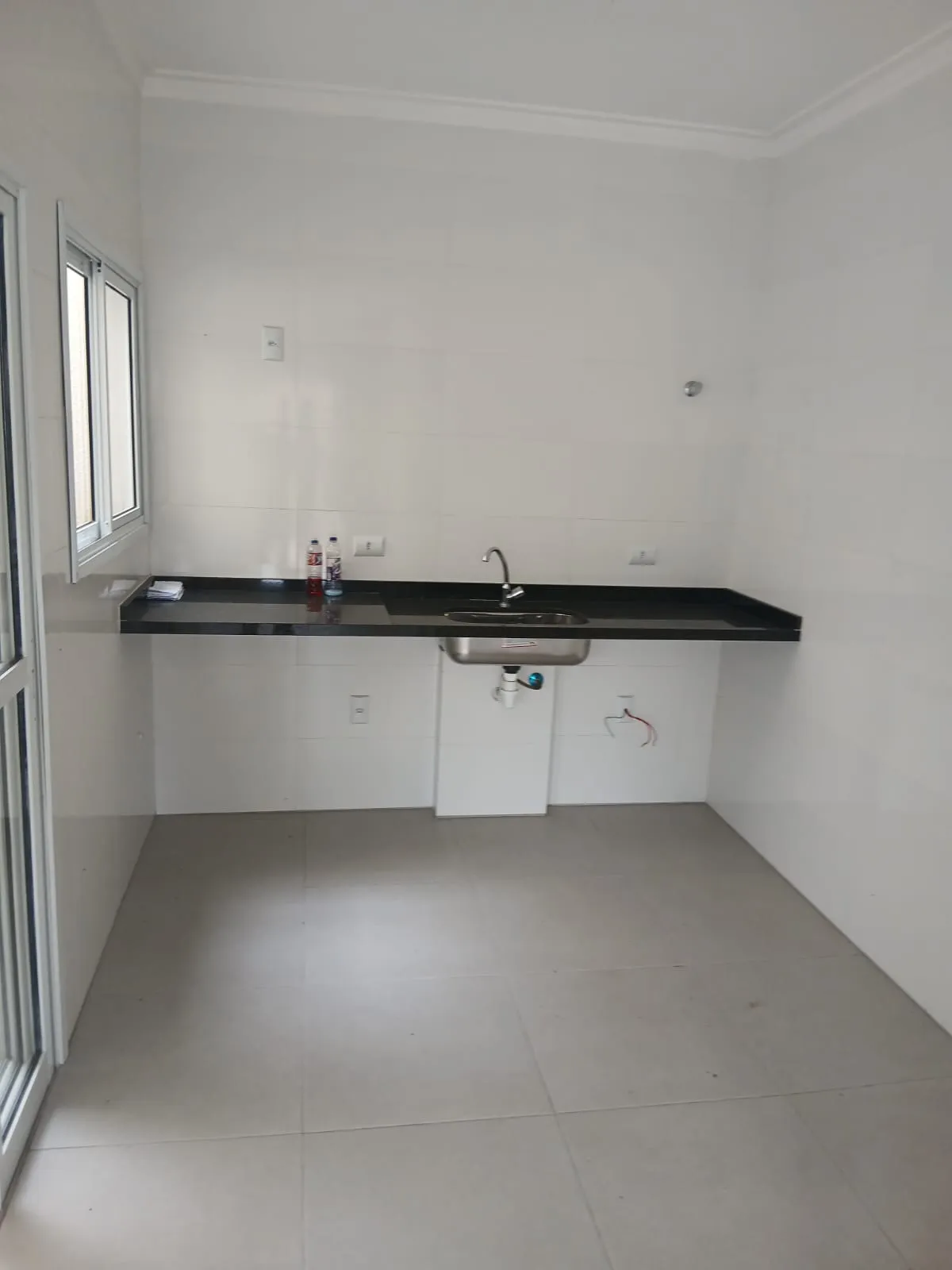 Imagem VENDO LINDO SOBRADO NOVO NO BAIRRO PEDREIRA!