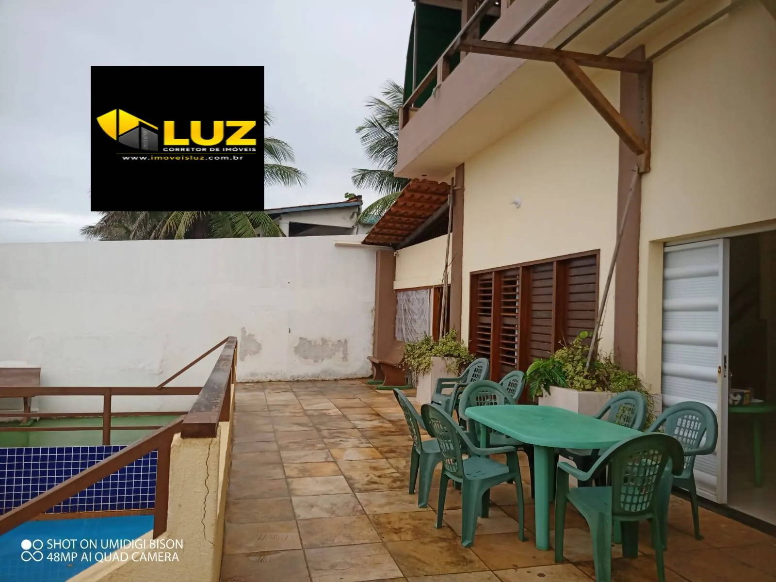Imagem Casa Duplex à Beira Mar, com Piscina no Praia Pacheco