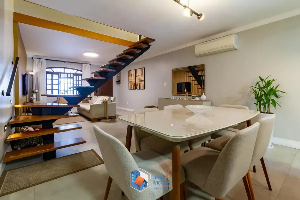 Imagem Casa para venda em Vila Mariana com 3 quartos, sendo 3 suítes, 151m²