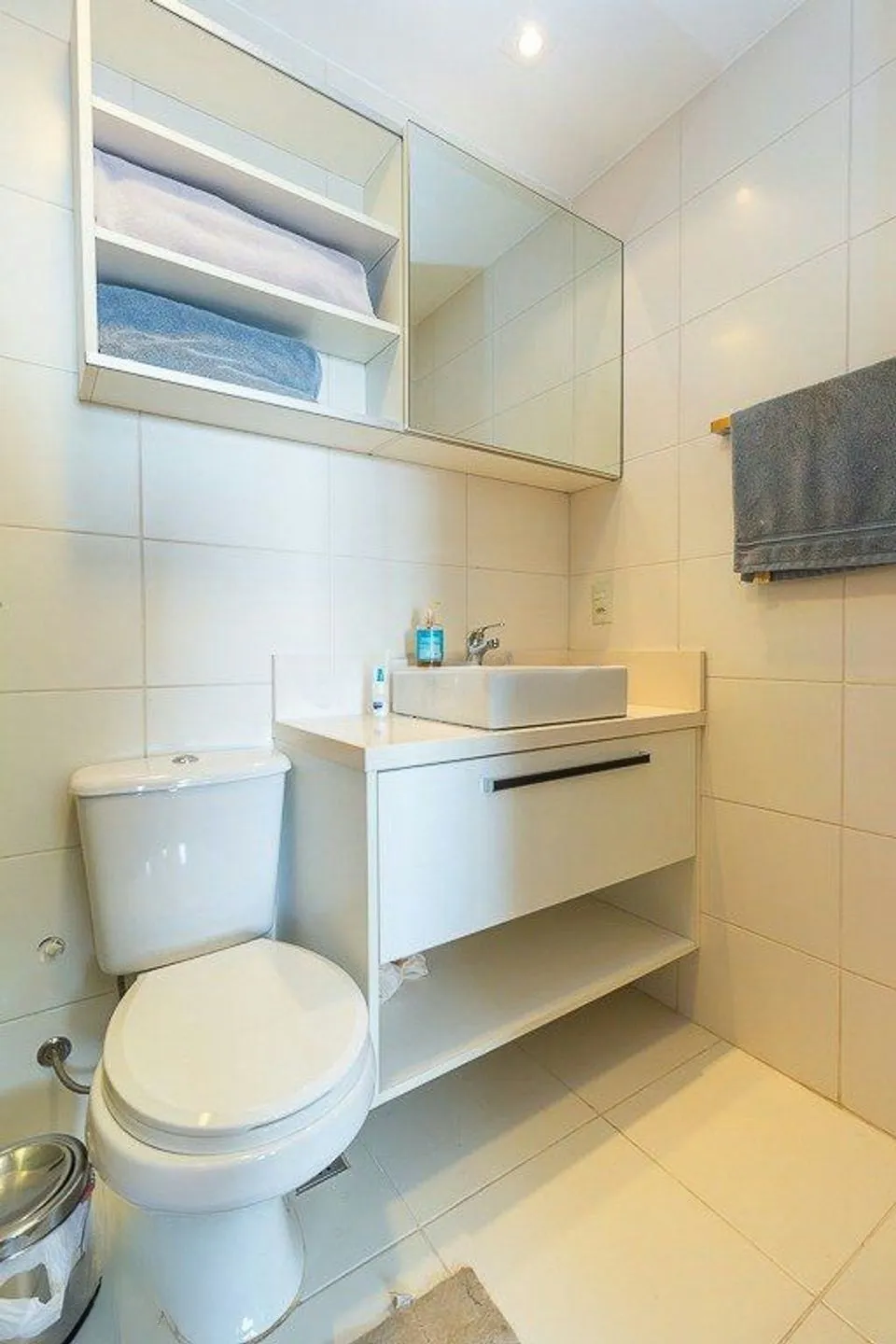 Imagem Apartamento de 1 dormitório à venda no Bairro Três Figueiras - Porto Alegre
