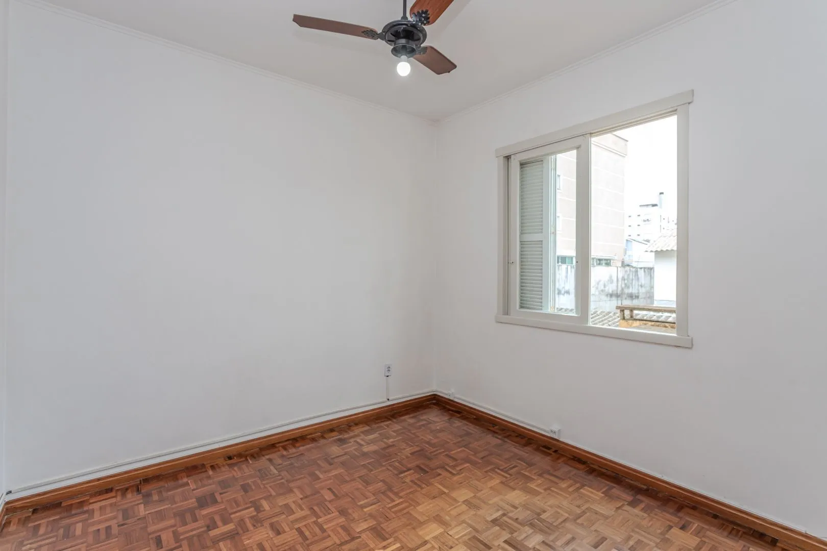 Imagem Apartamento no Jardim Lindóia de 2 dormitórios DESOCUPADO