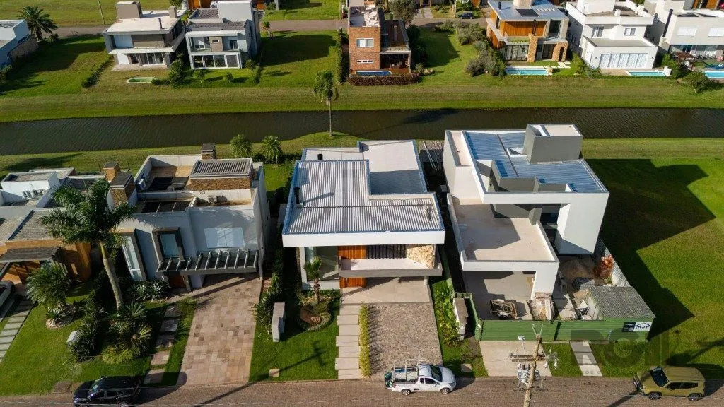 Imagem Casa de Condomínio em Beira Mar