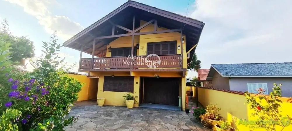 Foto do imóvel Casa à venda em Canela, Palace Hotel, com 3 quartos, 234,62m2