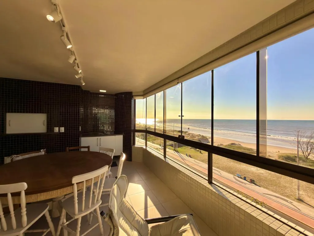 Imagem Apartamento 3 Dormitórios - Bairro Navegantes