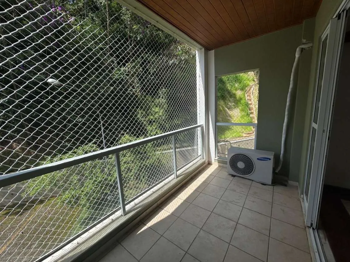 Imagem Apartamento para Venda em Petrópolis / RJ no bairro Itaipava