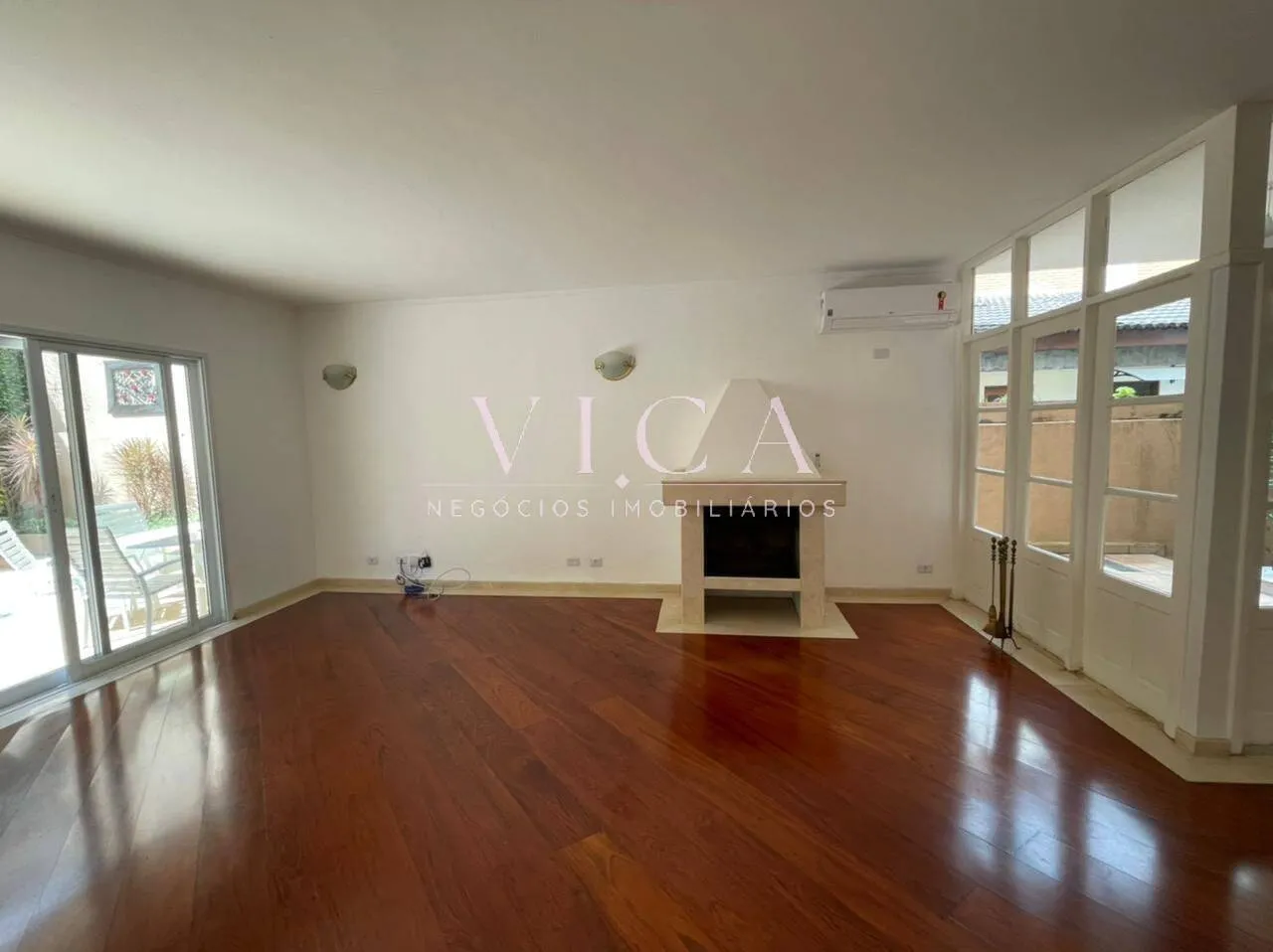 Imagem Casa 4 dormitórios 360m² 4 vagas aluguel por R$ 15.000 - Alphaville SP