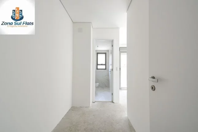 Imagem Apartamento à Venda Em Moema Com 3 Dormitórios Sendo 1 Suíte e 2 Vagas