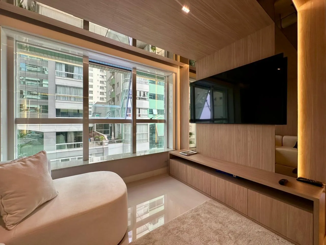 Imagem Apartamento à venda com 327m2 por R$ 4.990.000,00