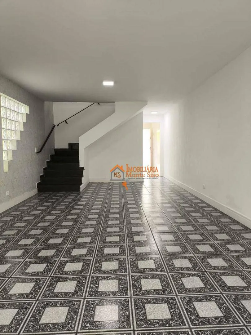 Imagem Sobrado com 3 dormitórios à venda, 180 m² por R$ 900.000,00 - Jardim Santa Mena - Guarulhos/SP