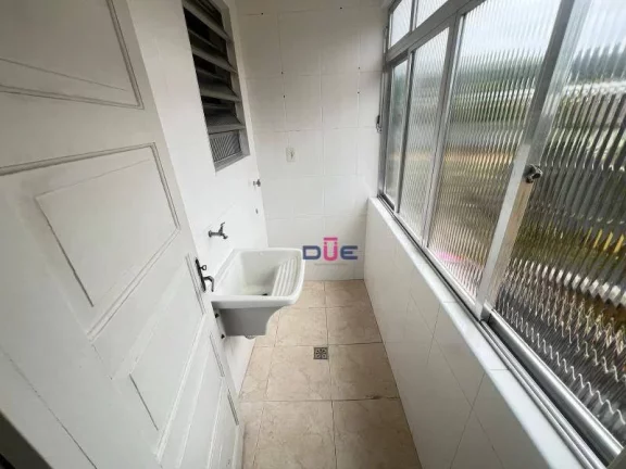 Imagem Apartamento no 2 andar com 2 dormitórios à venda, 65 m² por R$ 297.000 - Campo Grande - Santos/SP