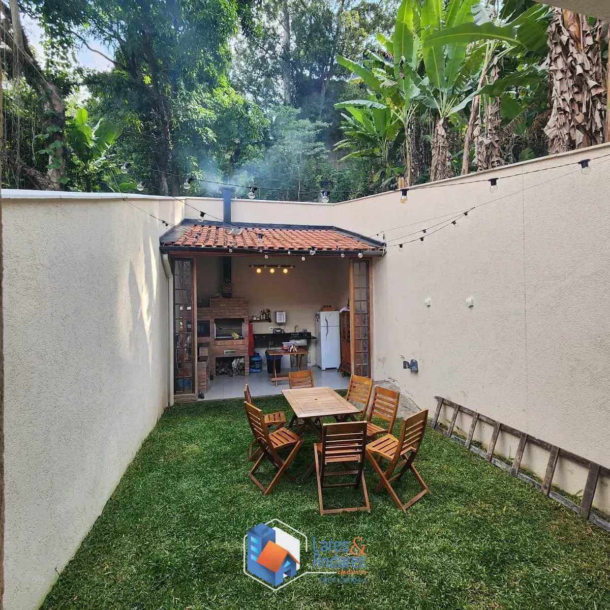 Imagem Casa para venda em Tremembé com 4 quartos, sendo 1 suíte, 180m²