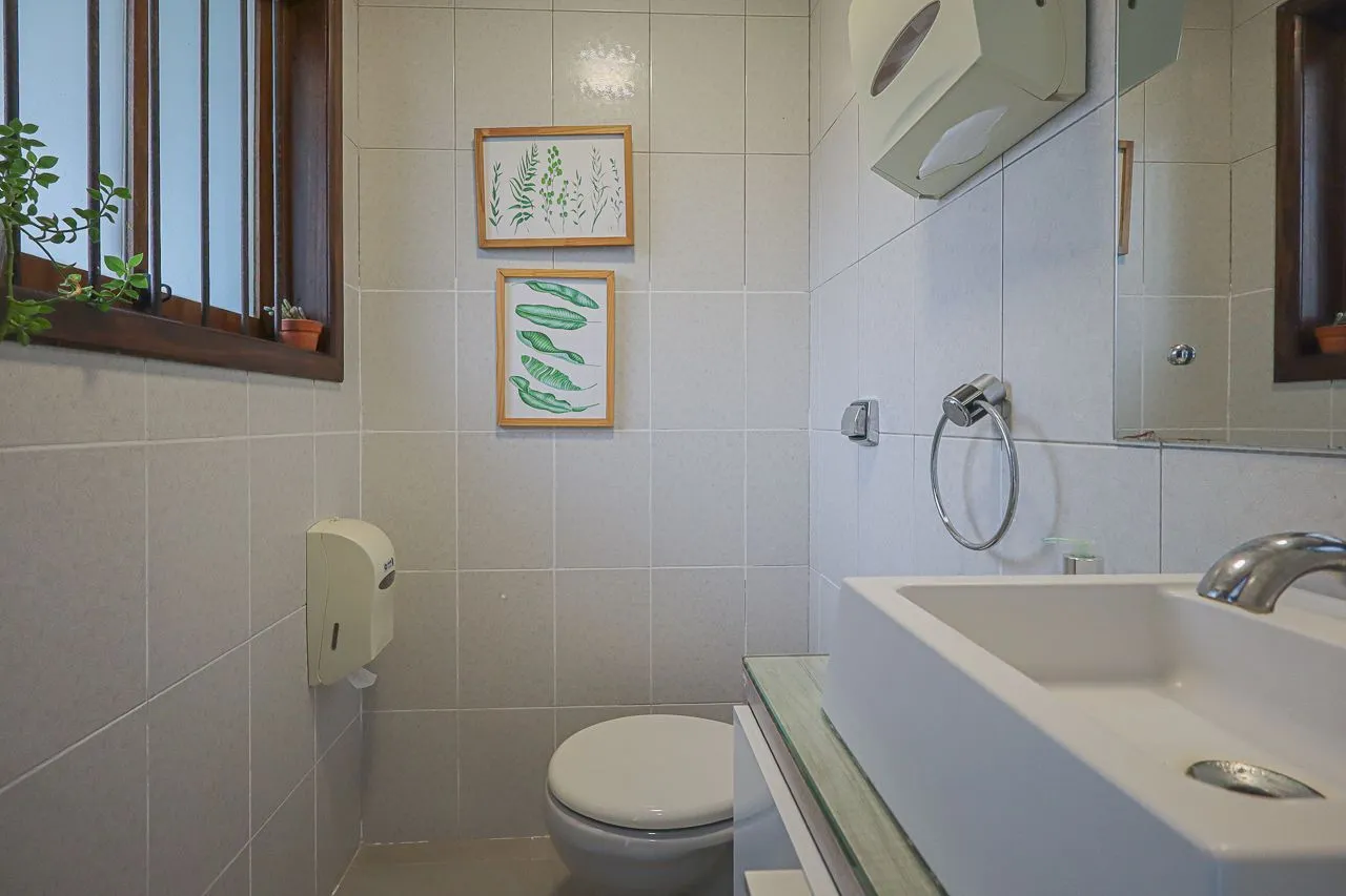 Imagem Casa, 3 dormitórios, 2 Suítes, 293,20m², Bairro Bela Vista, Porto Alegre