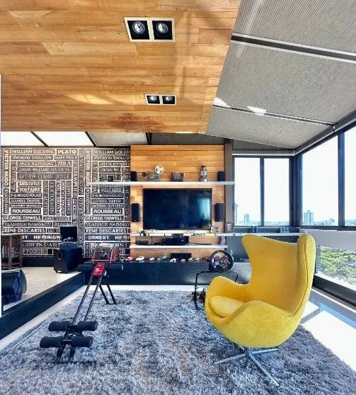 Imagem Cobertura 2 dormitórios, 218m², lareira, teto retrátil, Centro em Novo Hamburgo