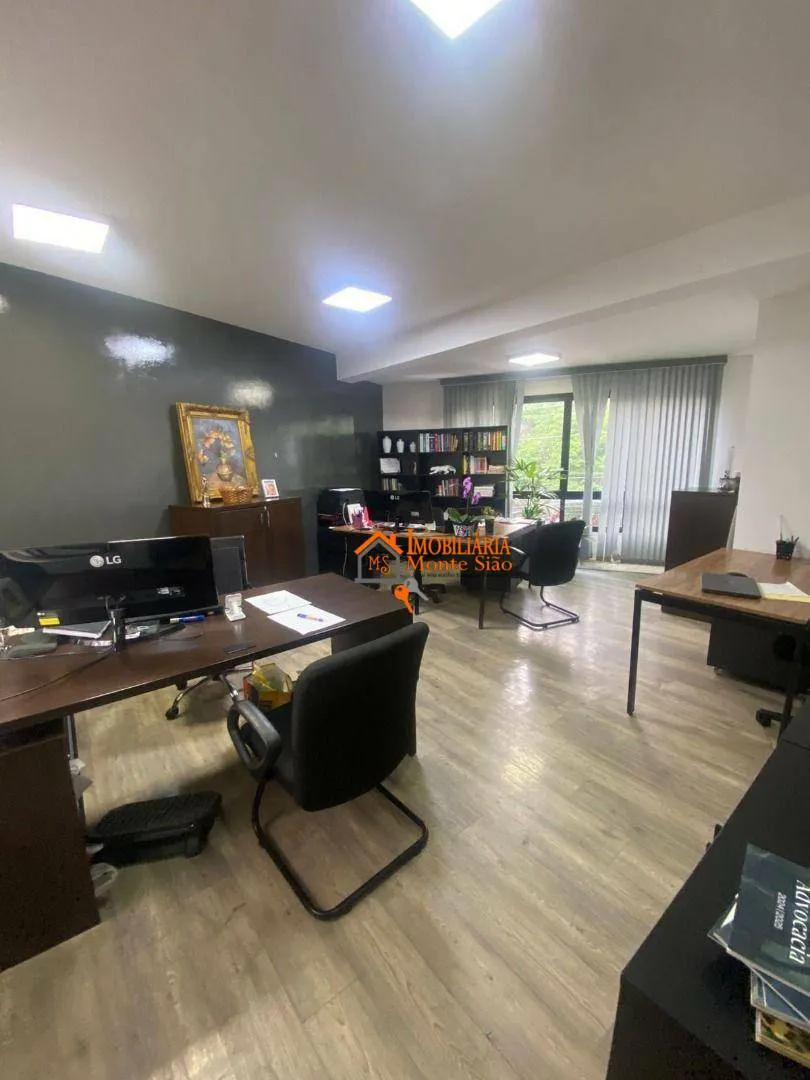 Imagem Excelente Prédio Comercial com 11 Salas e Auditório - A 3 Minutos do Bosque Maia!