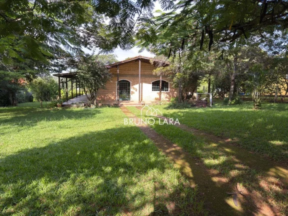 Imagem Casa à Venda no Condomínio Fazenda Solar, Igarapé MG.