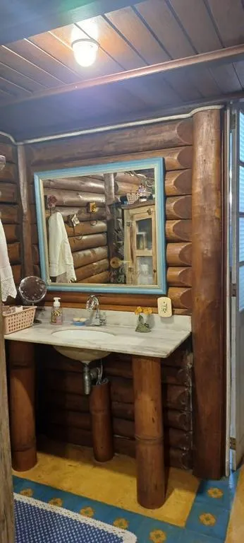 Imagem Casa em Condomínio para Venda em Guapimirim / no bairro Limoeiro