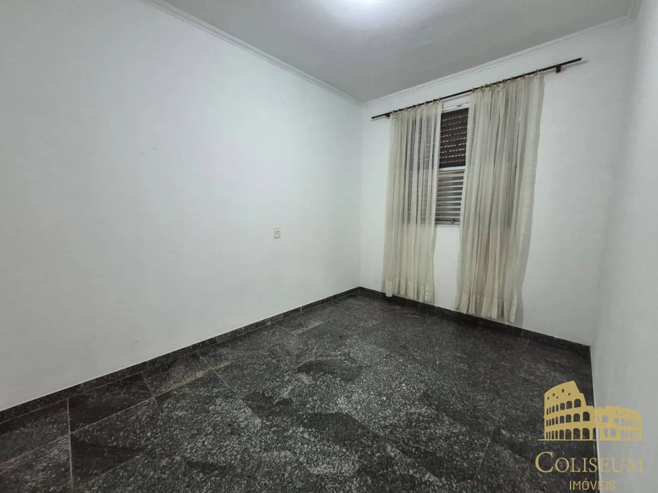 Imagem Apartamento com 1 dormitório para alugar, 35 m² por R$ 1.900,00/mês - Canto do Forte - Praia Grande/SP
