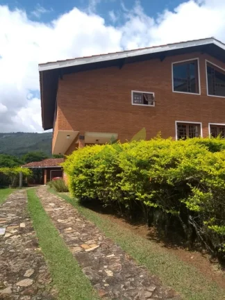 Imagem Seu Refúgio de Luxo no Condomínio Flamboyant em Atibaia!