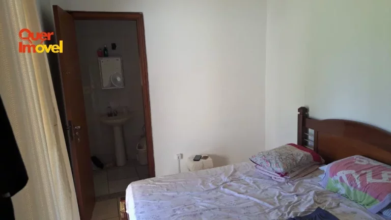 Imagem Casa de luxo no Condomínio Bosque das Colinas, bairro Royal Park, zona sul de Ribeirão Preto-SP 3 quartos, 1 suíte, 1 sala, 2 banheiros, 4 vagas de garagem, 180m² Quer Imóvel Negócios Imobiliários.