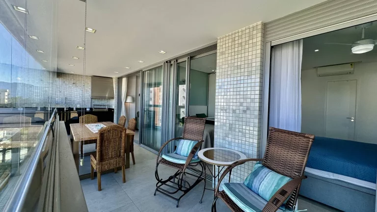 Imagem Apartamento com 2 dormitórios à venda, 87 m por R$ 3.200.000,00 Riviera