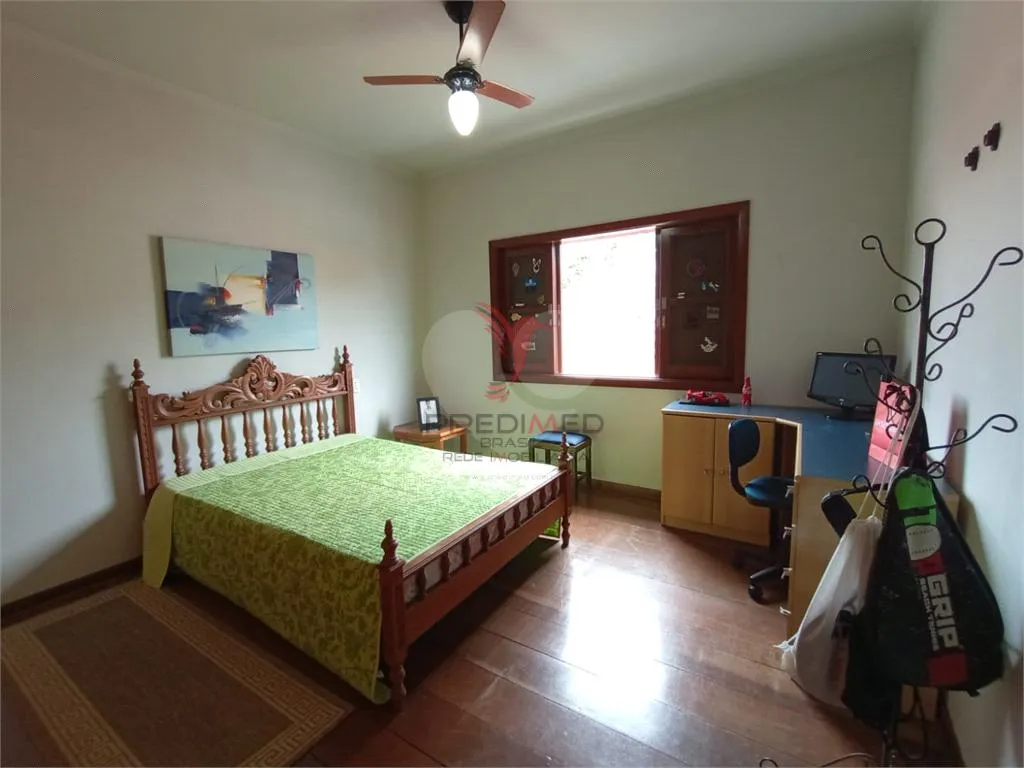 Imagem Casa de 4 quartos, 276m² no bairro Centro, em Lençóis Paulista