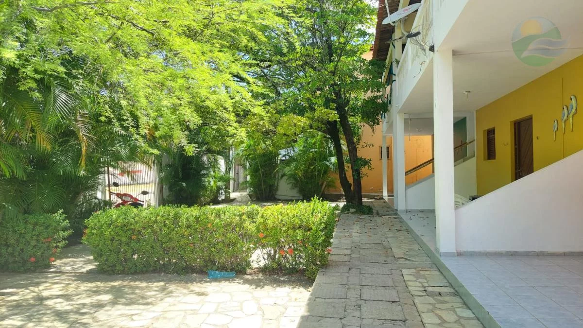 Pousada 13 Quartos, Venda, próximo da praia, Carapibus, Paraíba. em Rua Hilton Souto Maior
