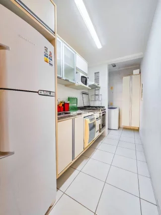 Imagem Apartamento Aluguel anual na Riviera, com 3 dormitórios 1 suíte, com 100m² de área útil