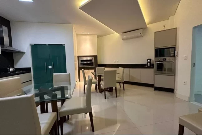 Imagem Apartamento à venda em Balneário Camboriú, Pioneiros, com 3 quartos, 135m2