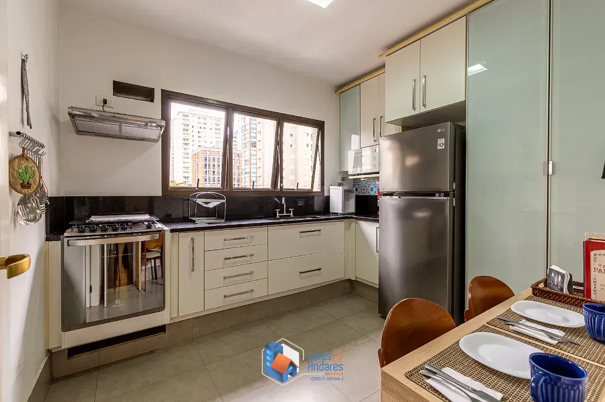 Imagem Apartamento para venda em Vila Uberabinha com 3 quartos, sendo 1 suíte, 147m²