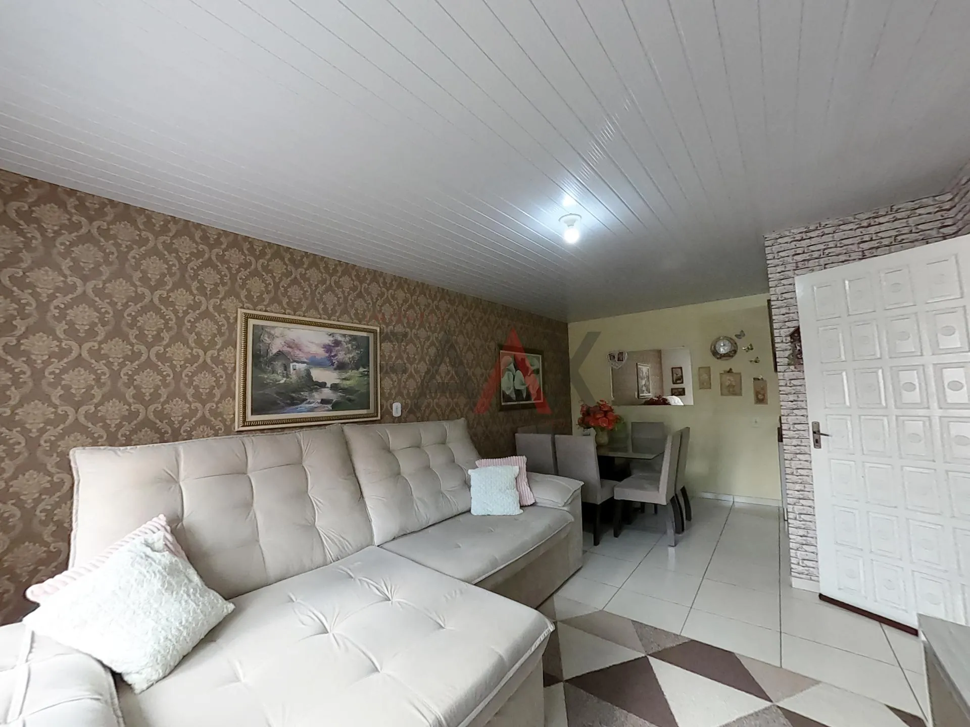 Imagem Casa para VENDA semi mobiliada no bairro SANTANA em GUARAPUAVA PR